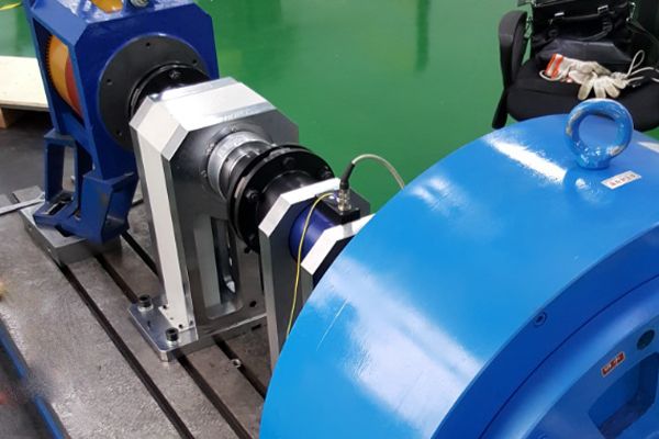 曳引電機(jī)扭矩加載臺(tái)